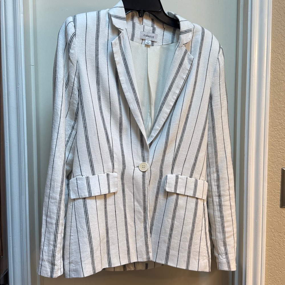 Evereve Linen Blazer S